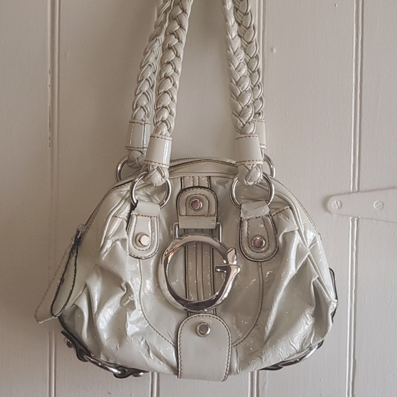 Guess Bag - Picture 1 of 4